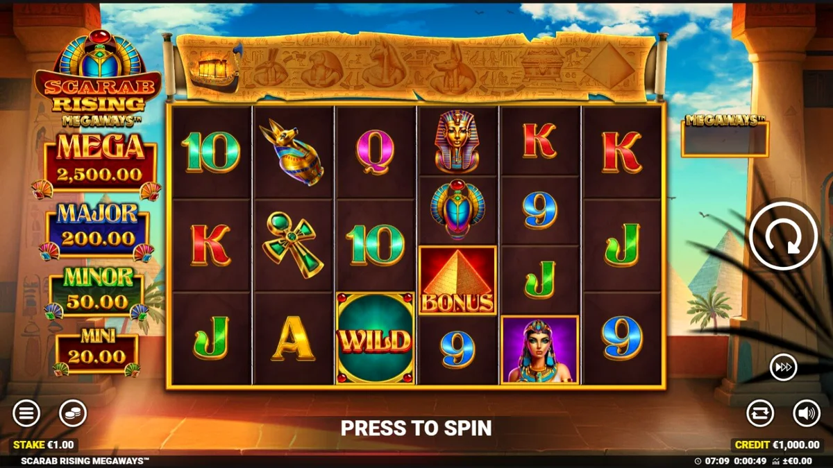 Interface do jogo de slot Scarab Rising Megaways com símbolos egípcios